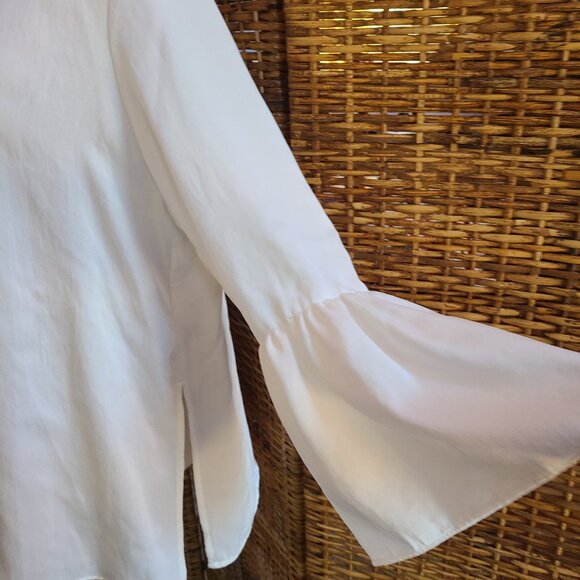 Zara Basic Satin Blouse White Long Sleeve Bell Sleeve SZ XL Keyhole Back Boho - Picture 2 of 6